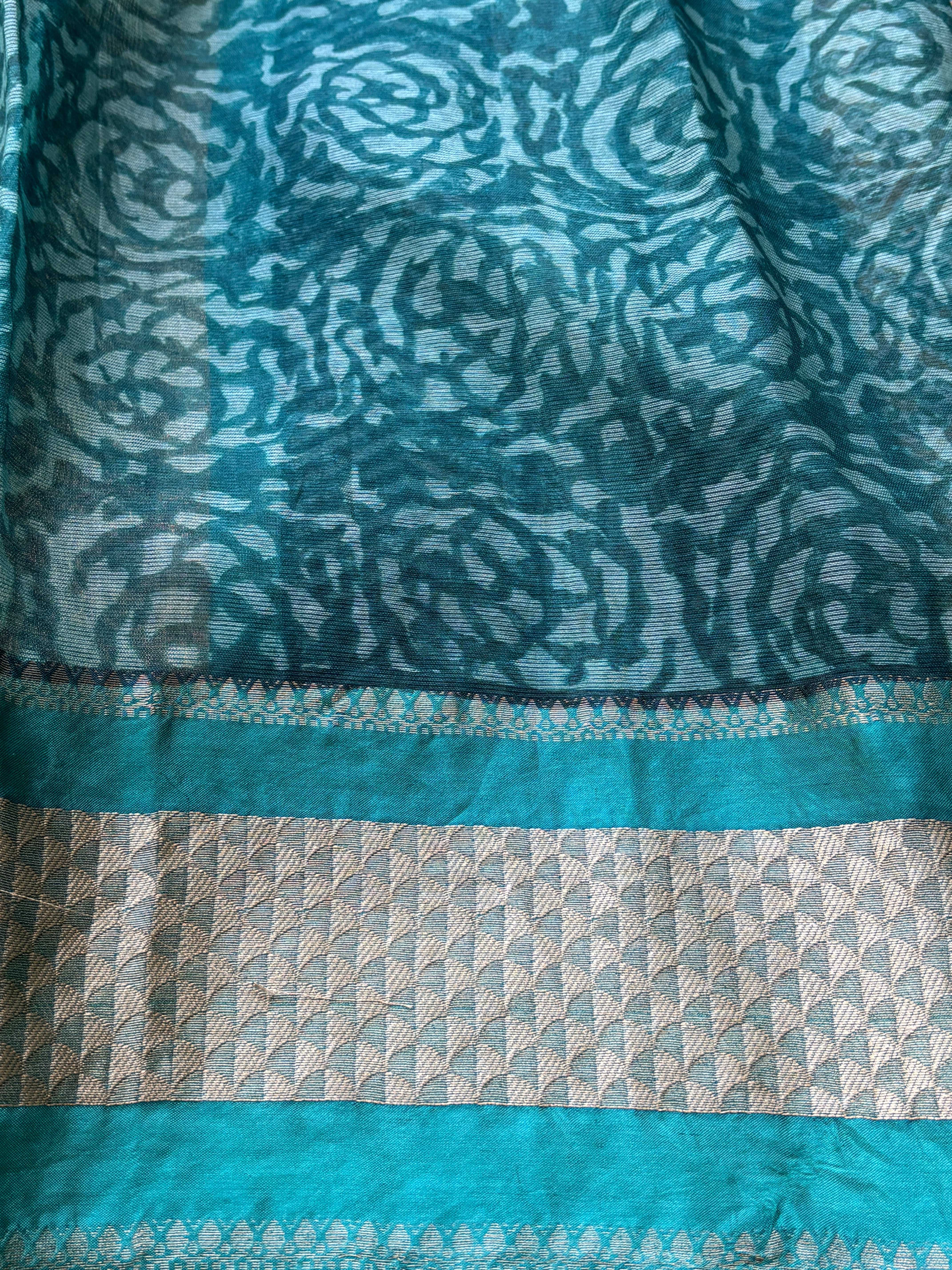 Sea blue silk blouse piece with zari border saree