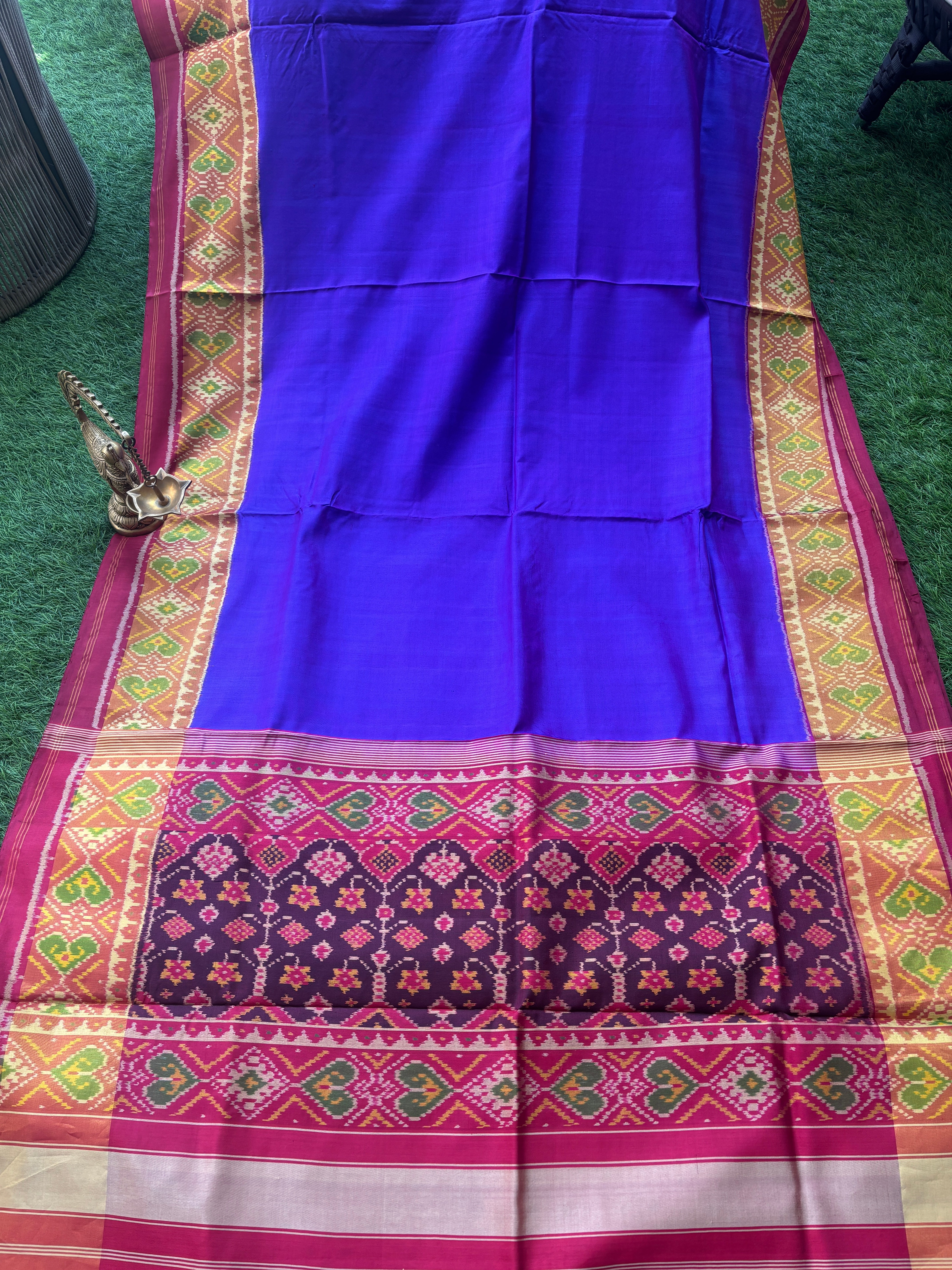Pure Silk Patan Patola Dark Purple & Maroon Saree with Patola Weaved Border and Pallu