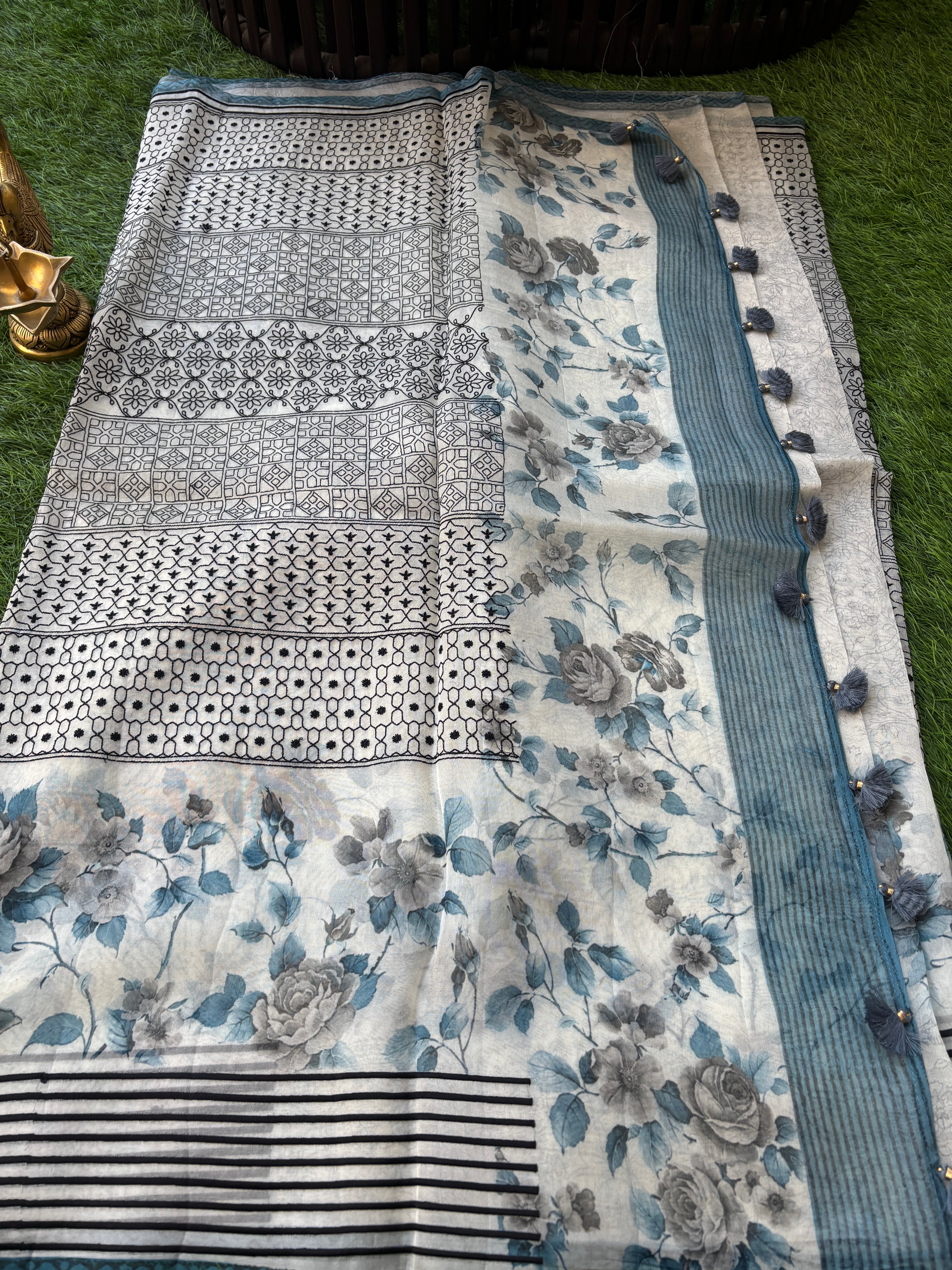 Off White Pure Organza Saree with All-Over Digital Print & Black Thread Work