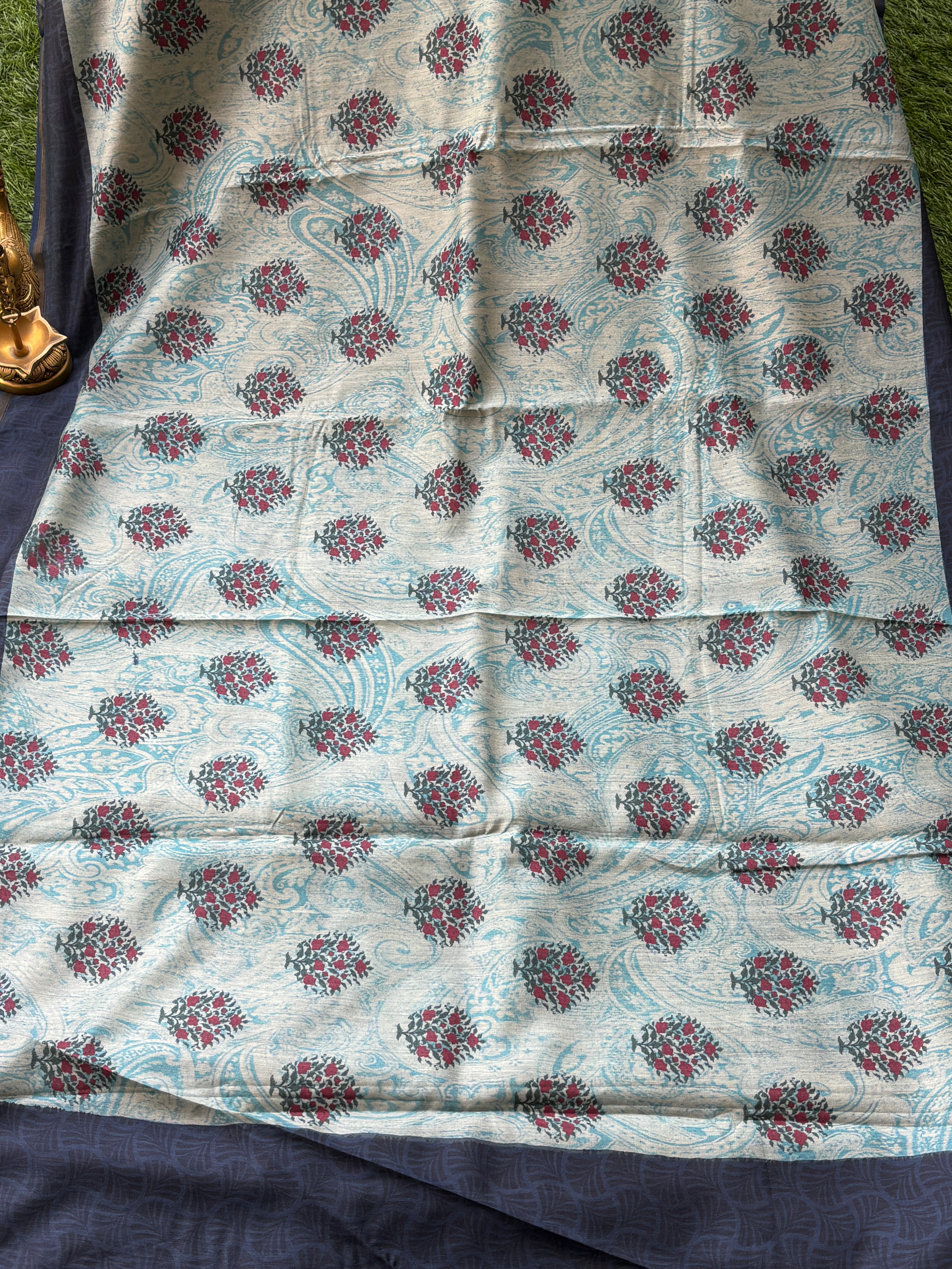 Off-White Munga Silk Saree with Allover Digital Print & Navy Blue Border | Chandrika Lifestyles