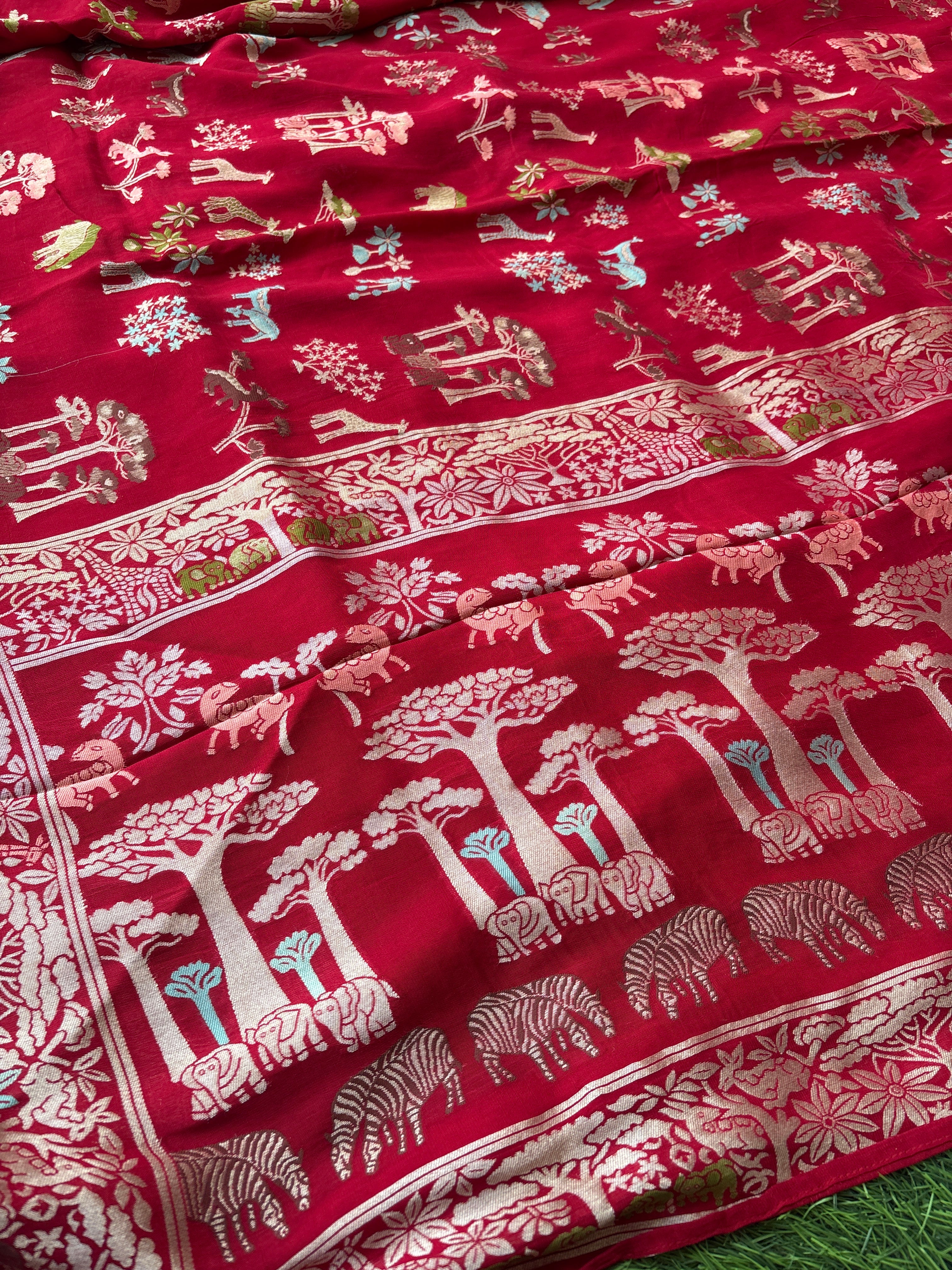 beautiful pallu with multicolour silver zari work and animal figure