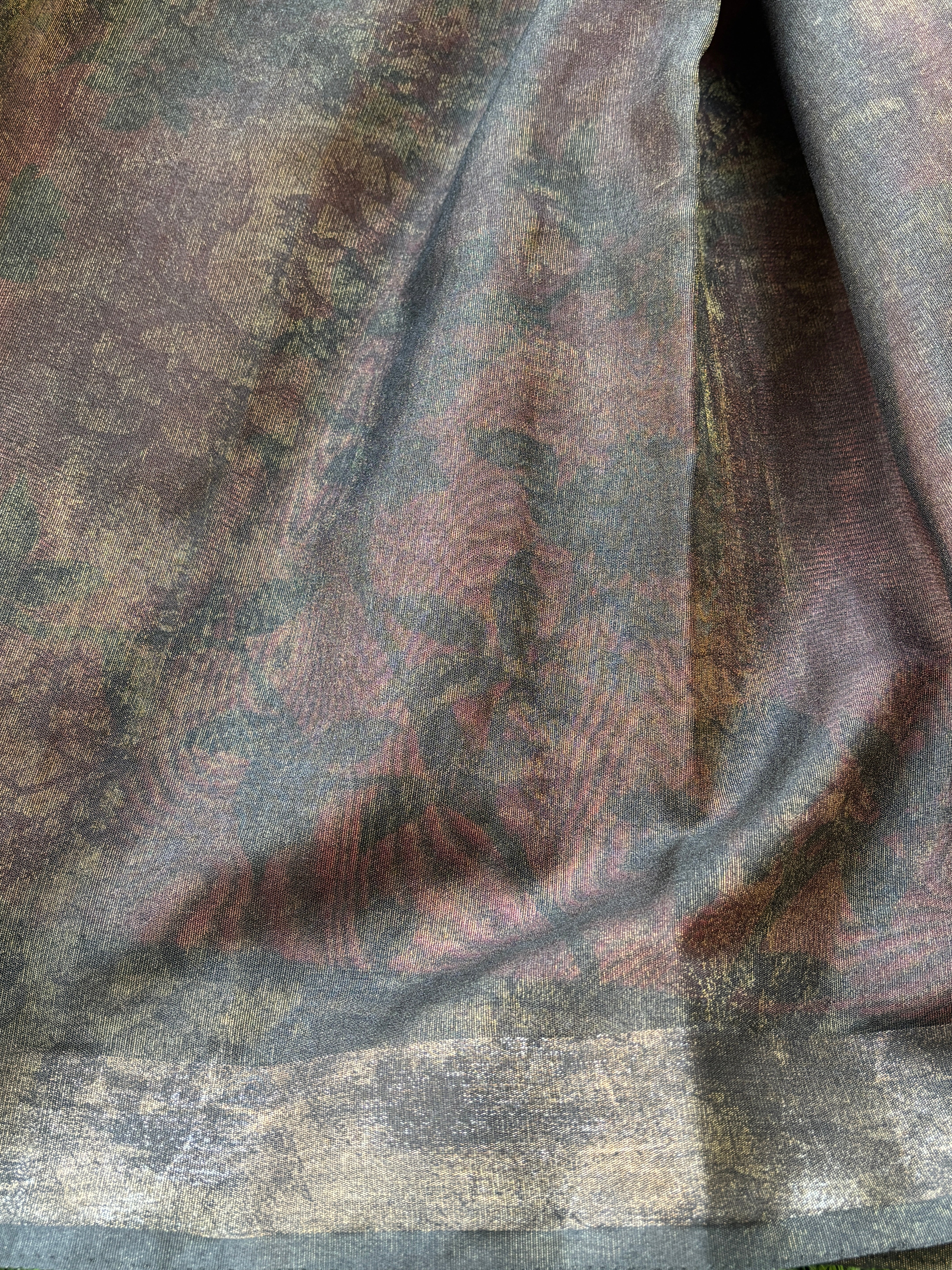Red & Black Art Tissue Organza Printed Saree