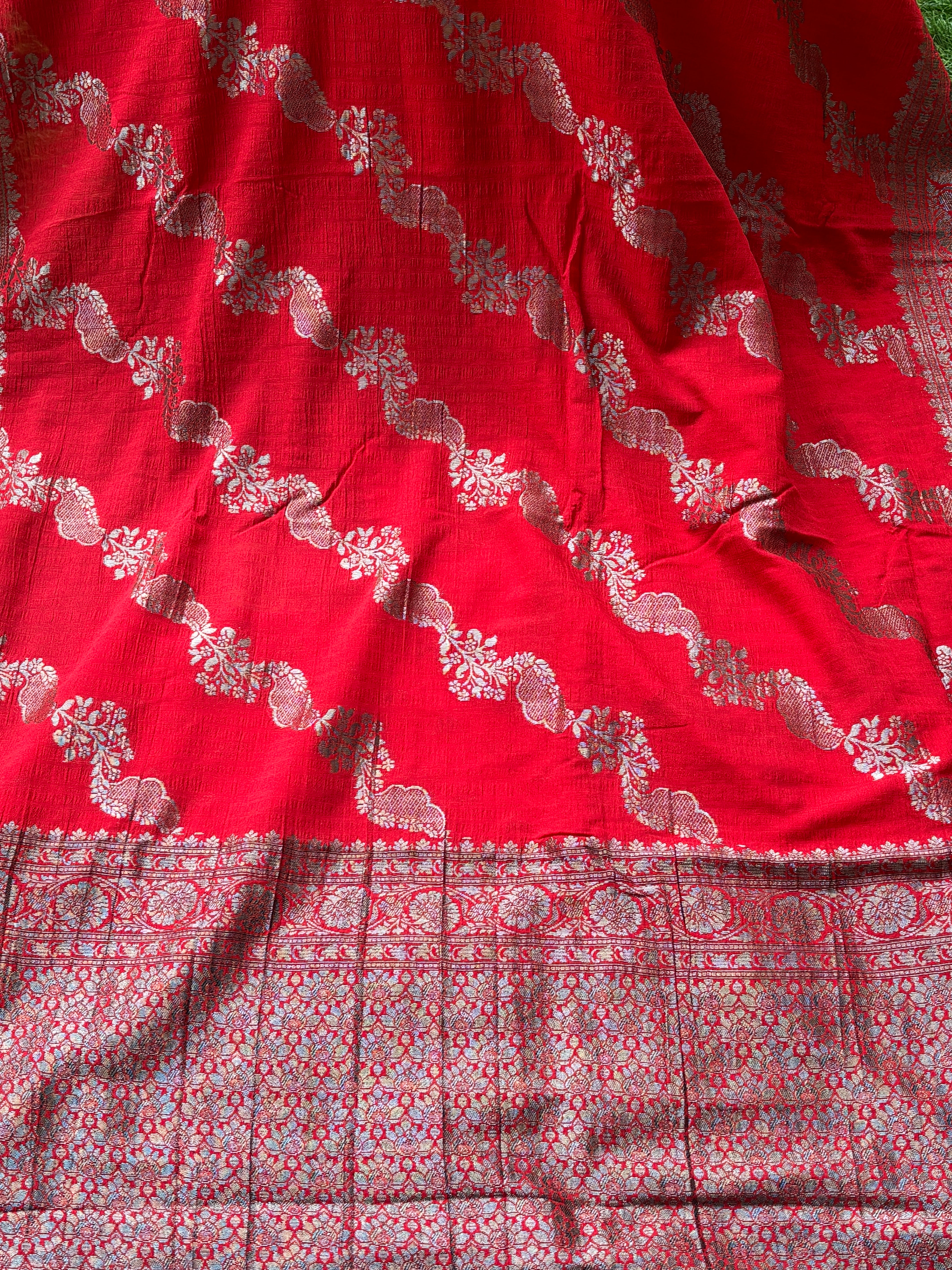 Blood Red Banarasi Georgette Saree with Laheriya Weaving | Chandrika Lifestyles