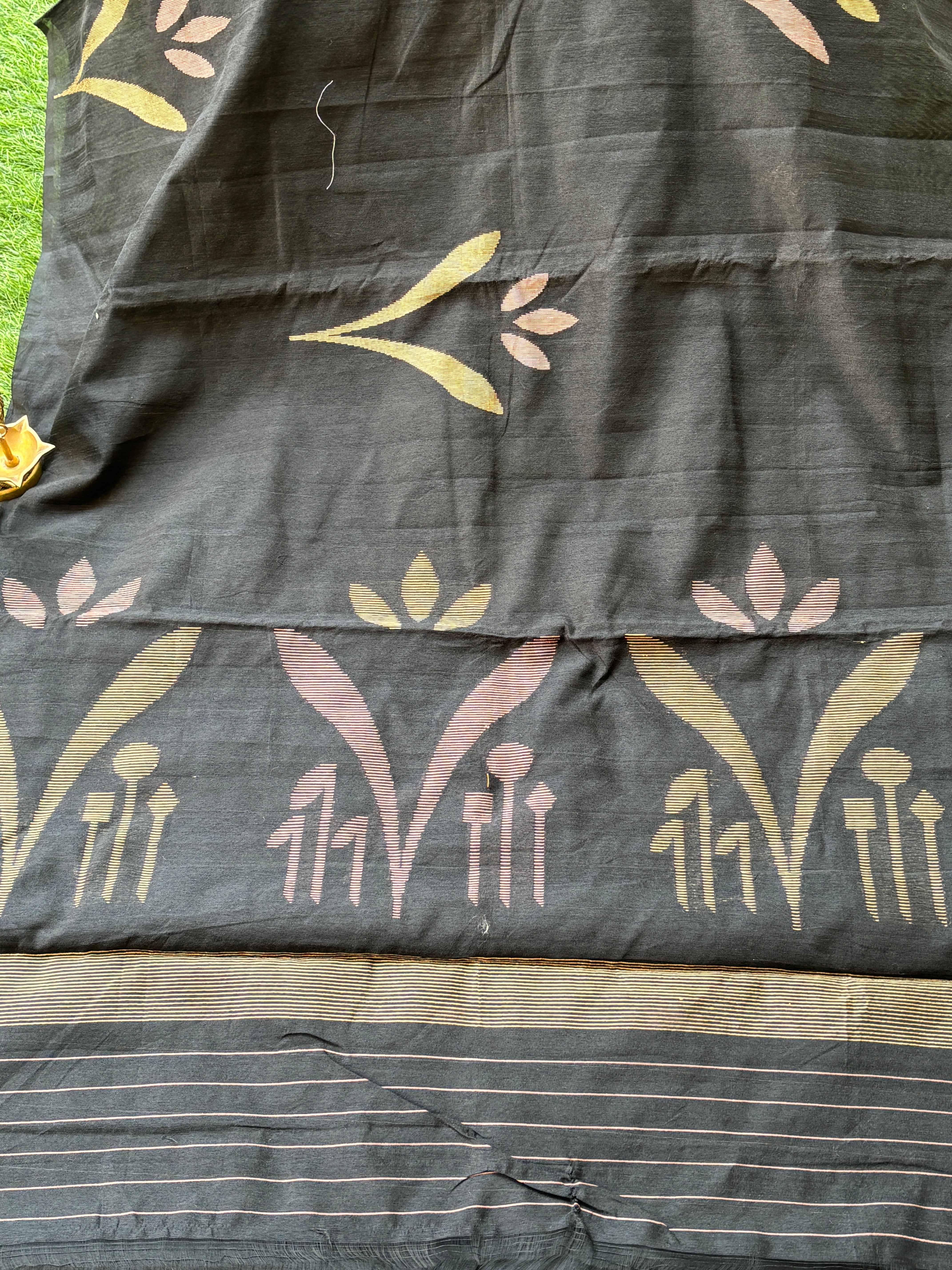 Black Banarasi Saree with All-Over Zari Buttas (No Border)