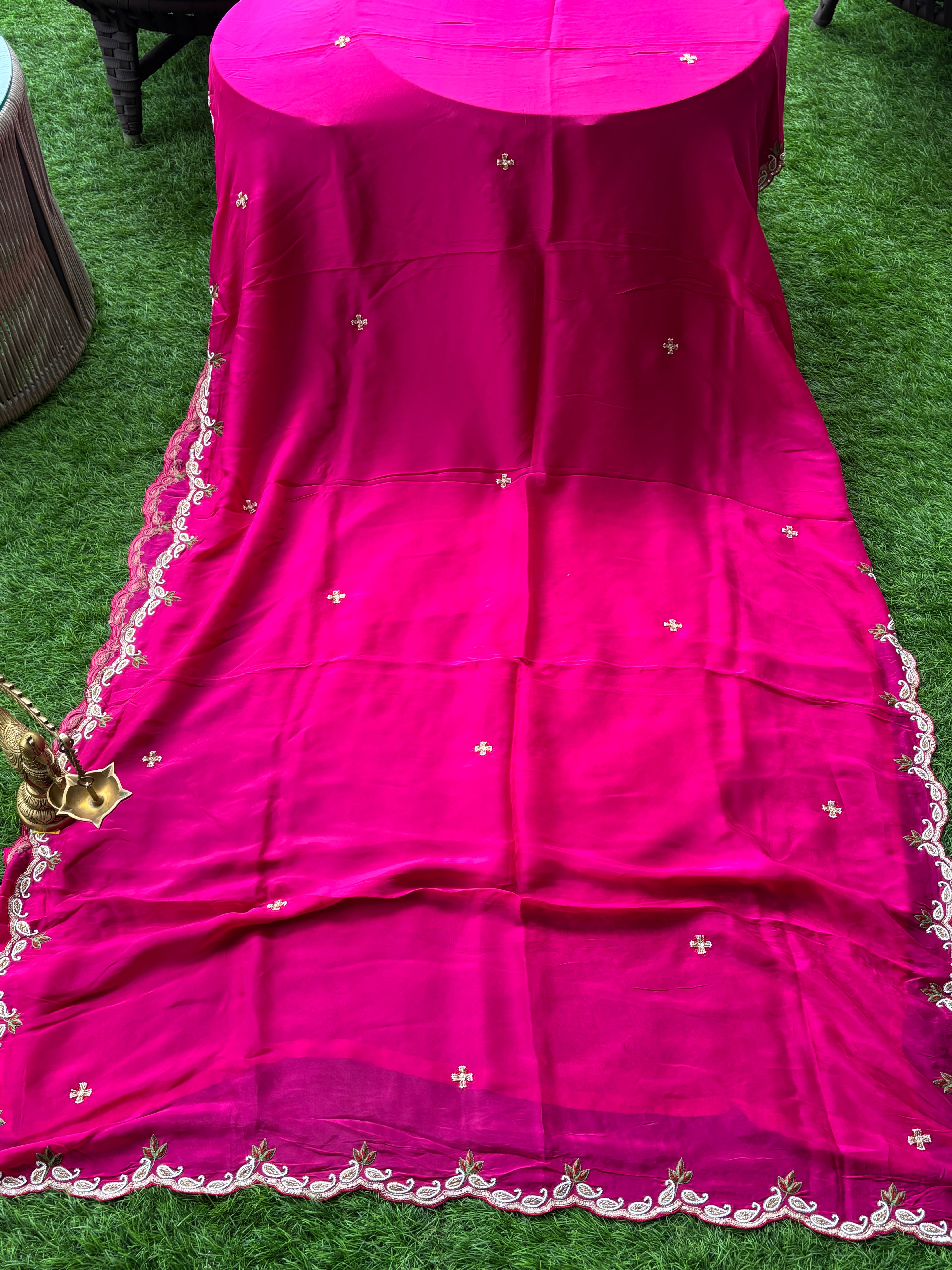 Luxury Rani Pink Pure Crepe Silk Saree with Scallop Chhida Work Border & Baby Pink Designer Blouse