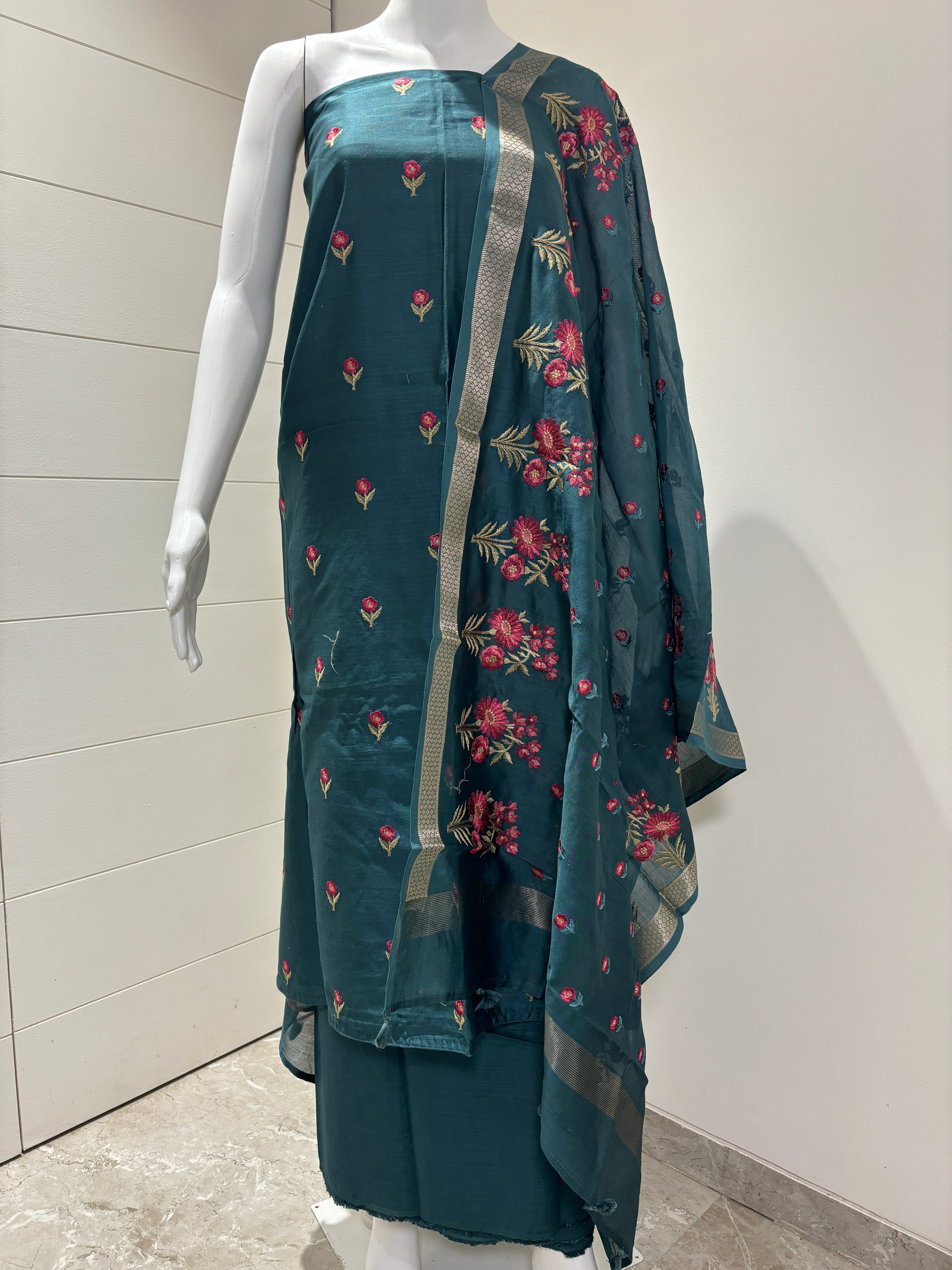Pure Cotton Embroidered Suit Material with Embroidered Cotton Dupatta – Dark Sea Green Elegance