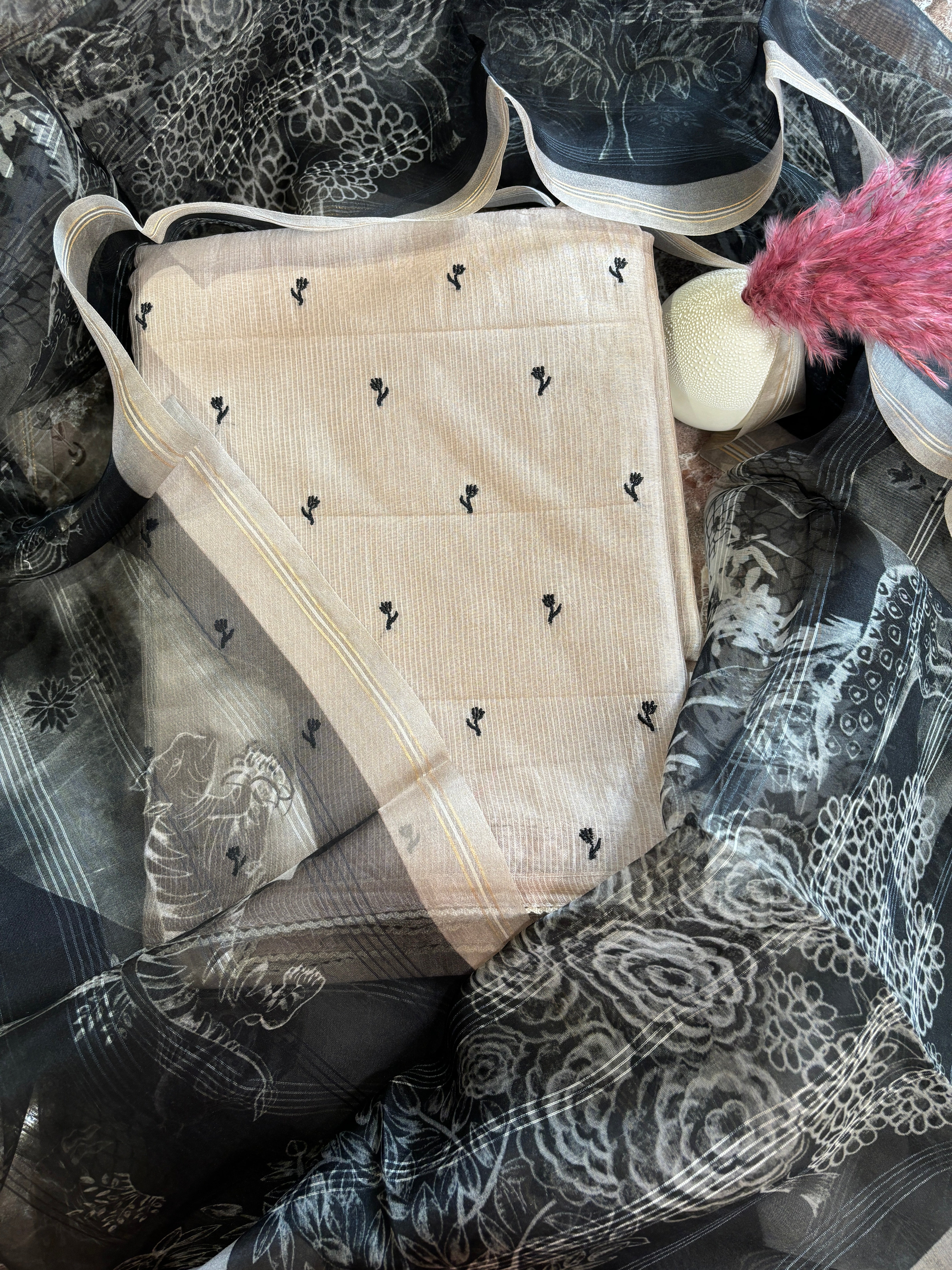 English Tone Organza Suit Material with Digital Floral Print & Black Contrast Dupatta – Smoky Rose Mist