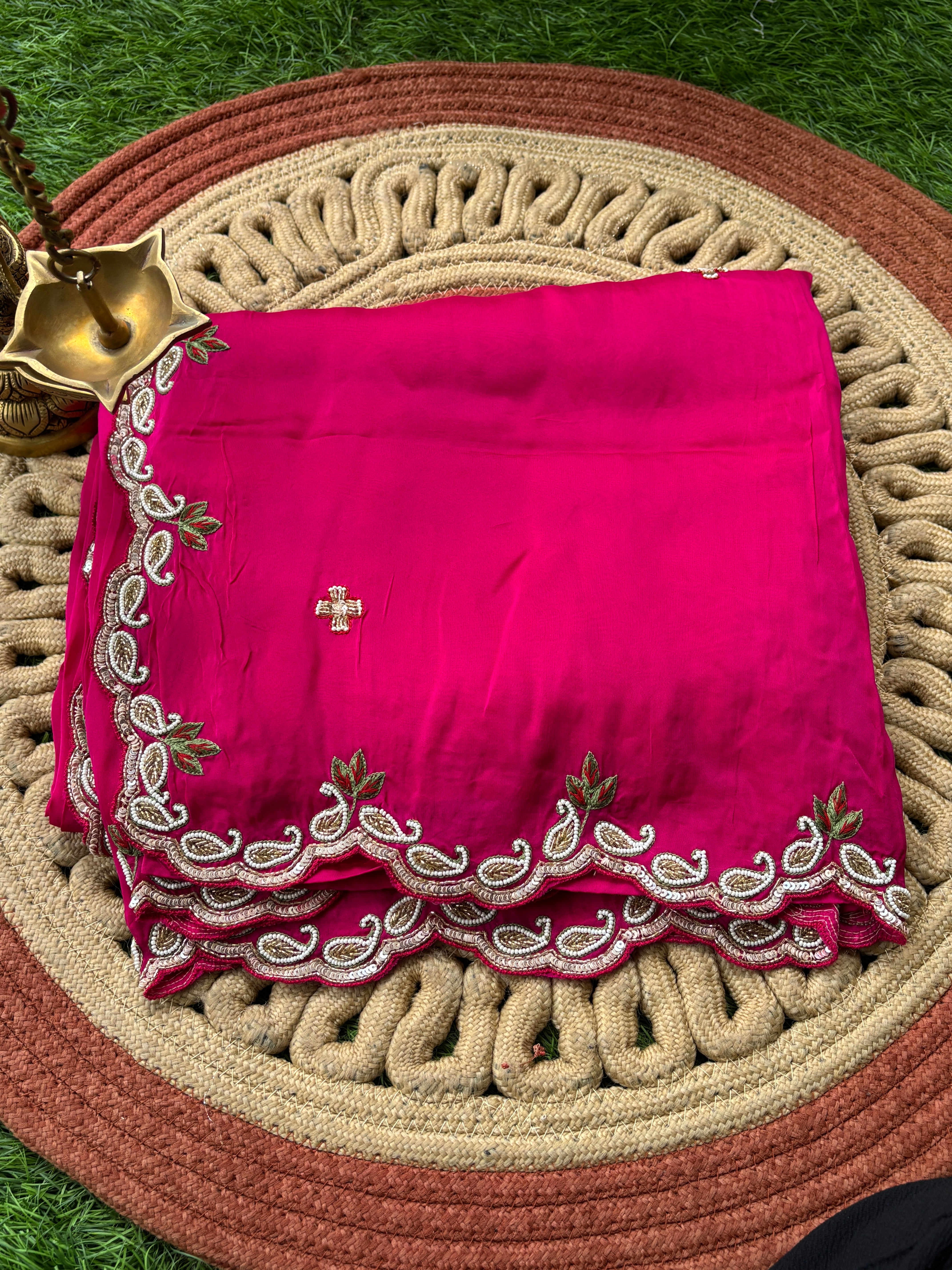Luxury Rani Pink Pure Crepe Silk Saree with Scallop Chhida Work Border & Baby Pink Designer Blouse