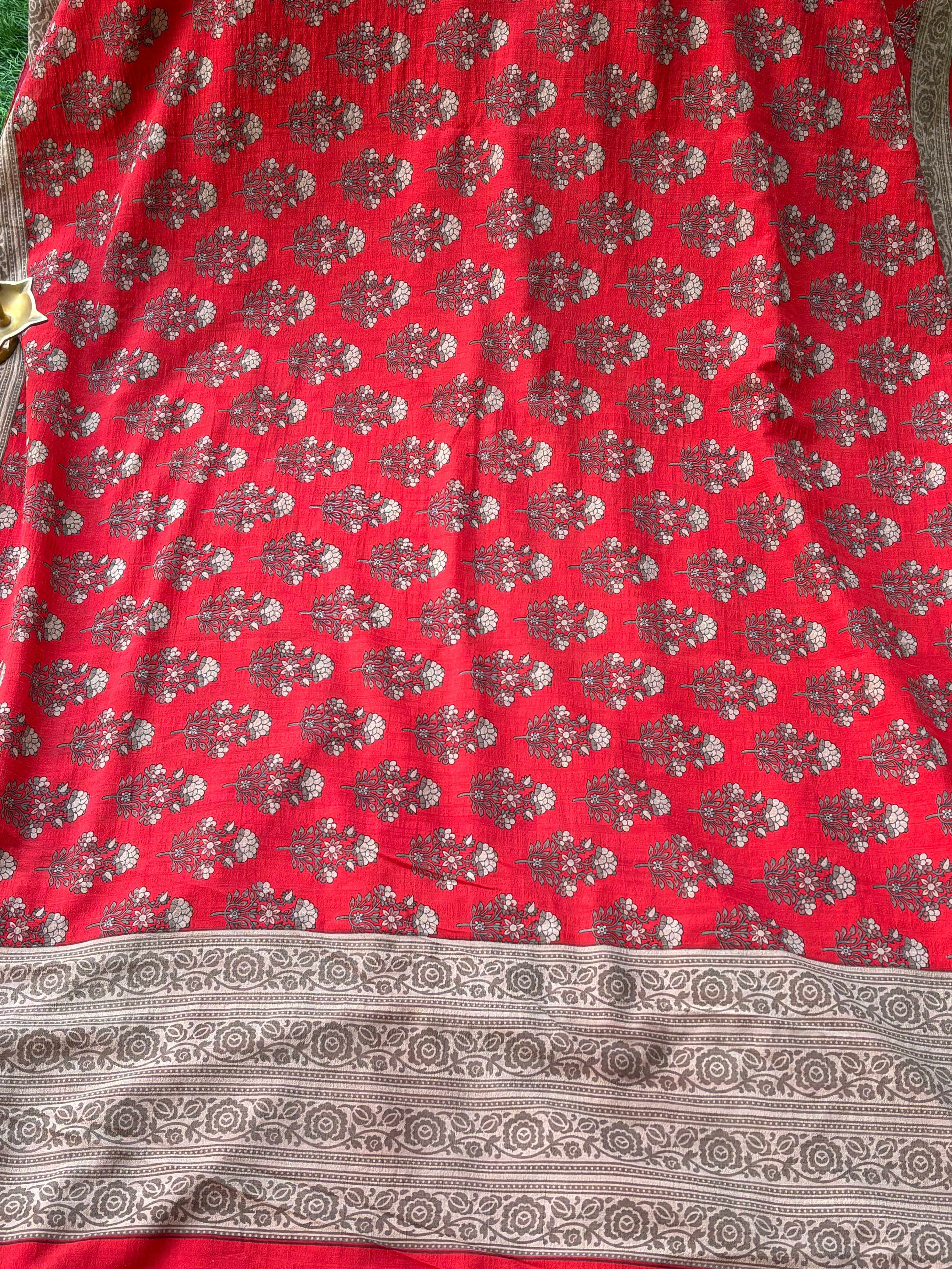 Blood Red Georgette Printed Saree with Matching Printed Blouse