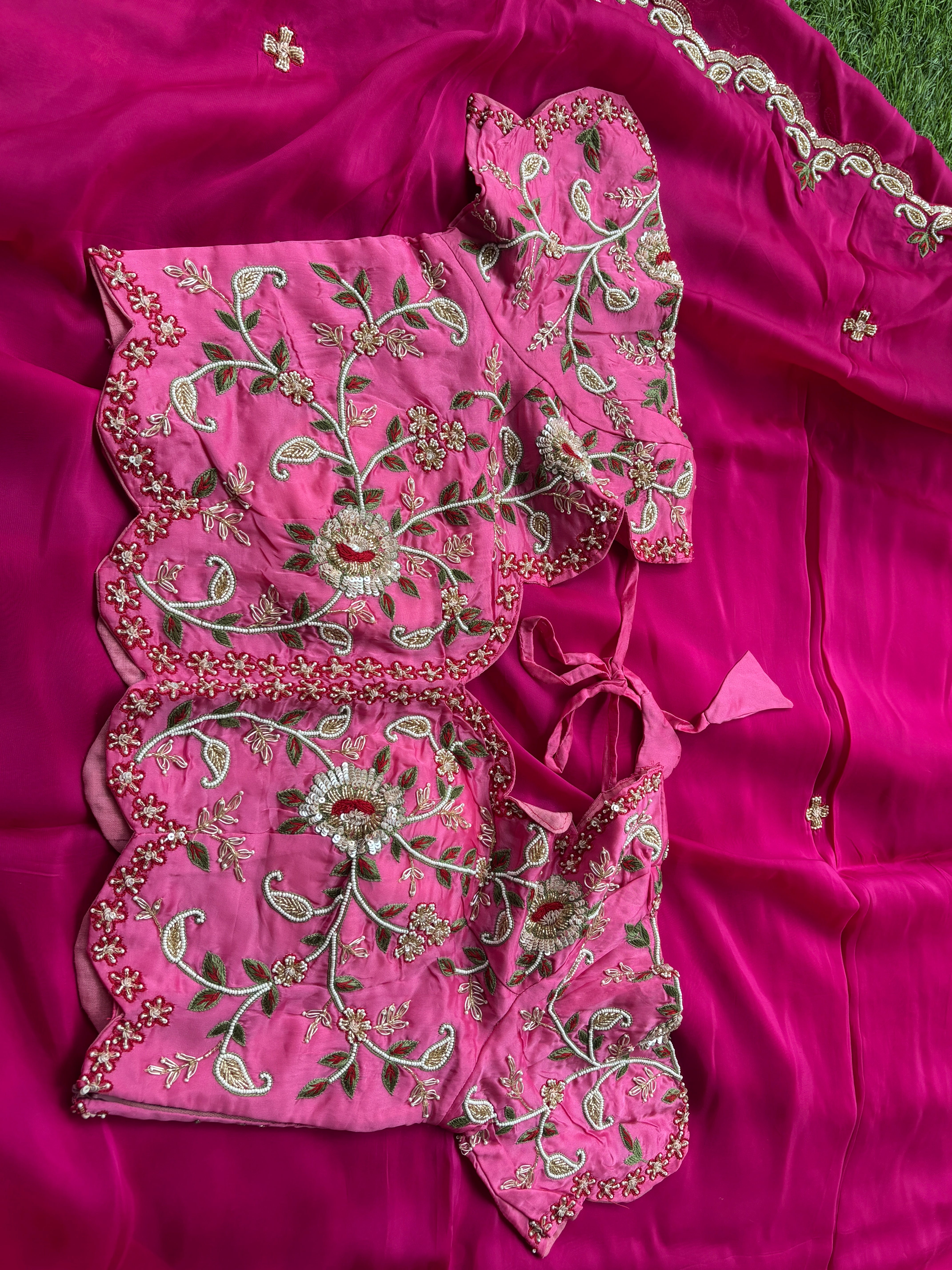 Luxury Rani Pink Pure Crepe Silk Saree with Scallop Chhida Work Border & Baby Pink Designer Blouse